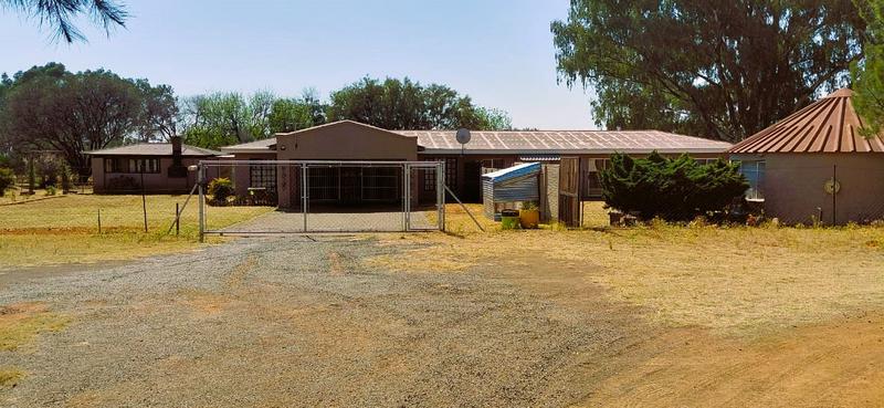 8 Bedroom Property for Sale in Groenvlei Free State